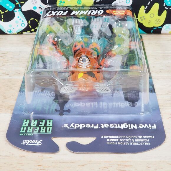 Funko Five Nights At Freddy's Grimm Foxy 6" Curse of Dread Bear Action Figure - Picture 4 of 5